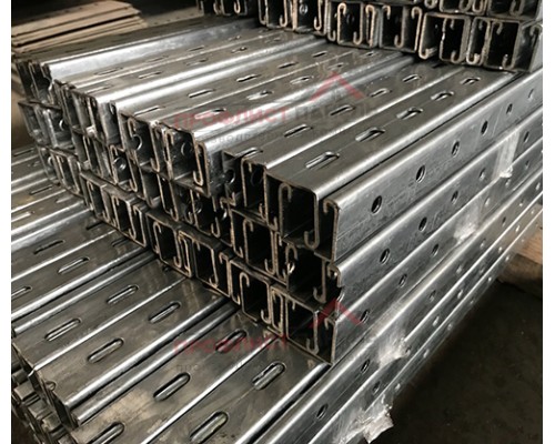 С-профиль перфорированный К110 3,0-80x40x2500 мм, оцинкованный