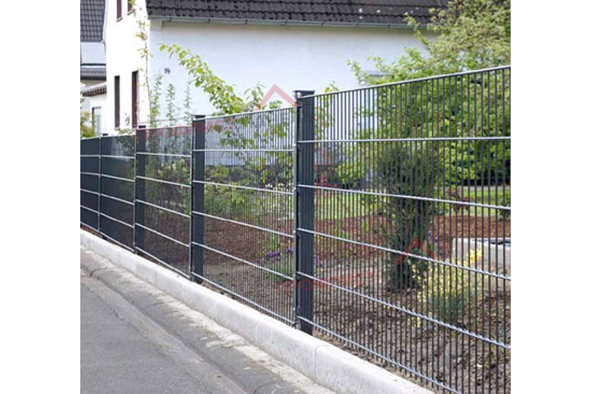 Забор из 3d сетки фото