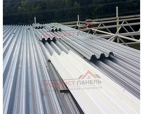 Профнастил Н135-930-0.8 Полиэстер RAL6005 Профнастил Н135-930-0.8 Полиэстер RAL6005
