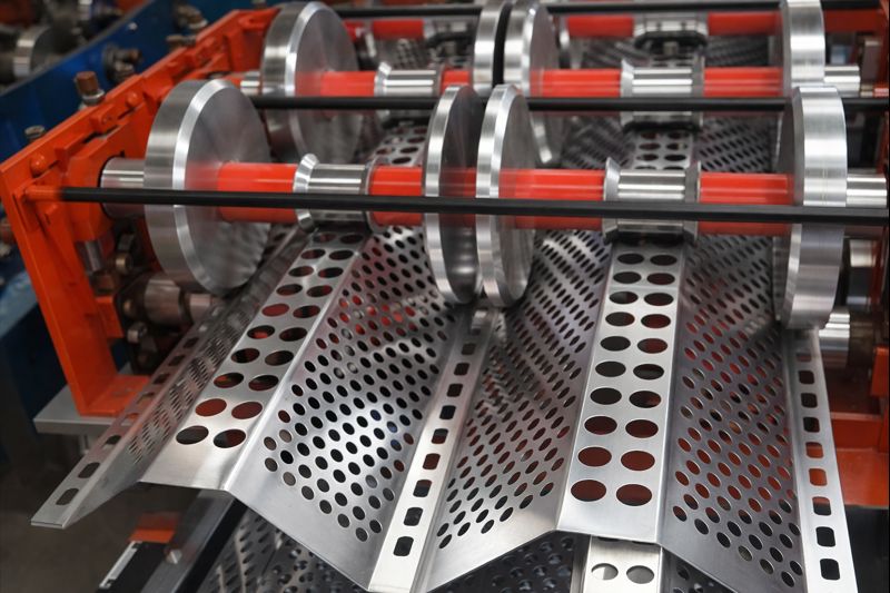 Поставка/упаковка перфорированного профлиста Т-6