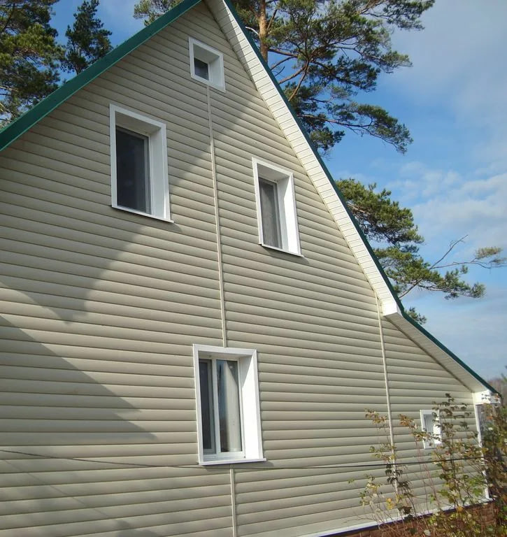 Частный дом с современным фасадом