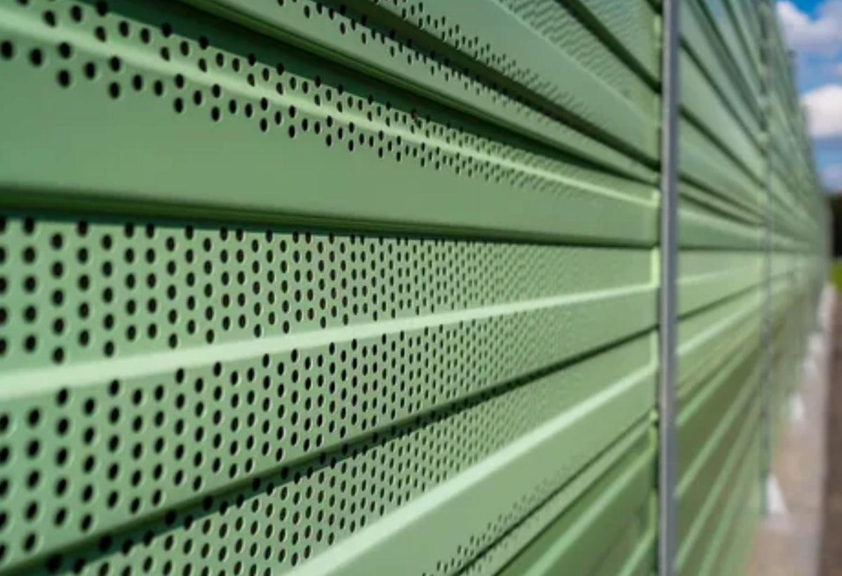 Перфорированный профилированный лист стеновой