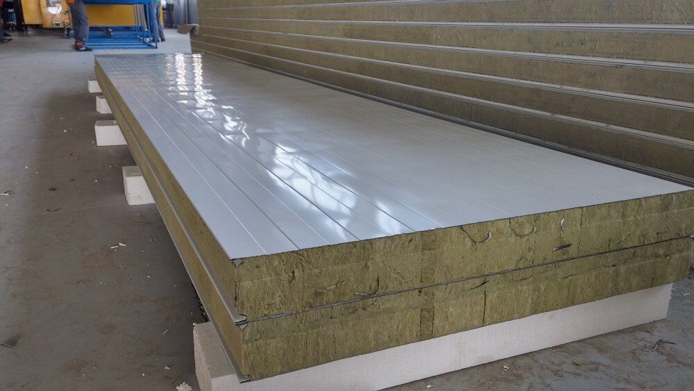 Иллюстрация: строительные материалы и инструмент