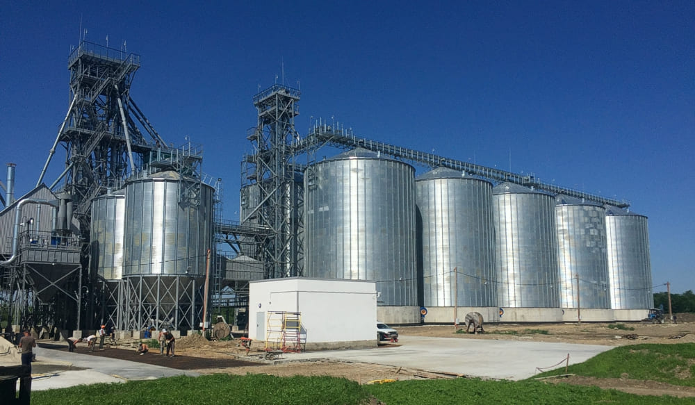 Силосные корпуса
