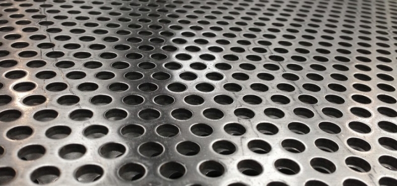 Перфорированный лист Т-20 оцинкованный