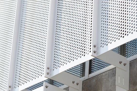 Перфорированный лист Т-20 на технической кровле